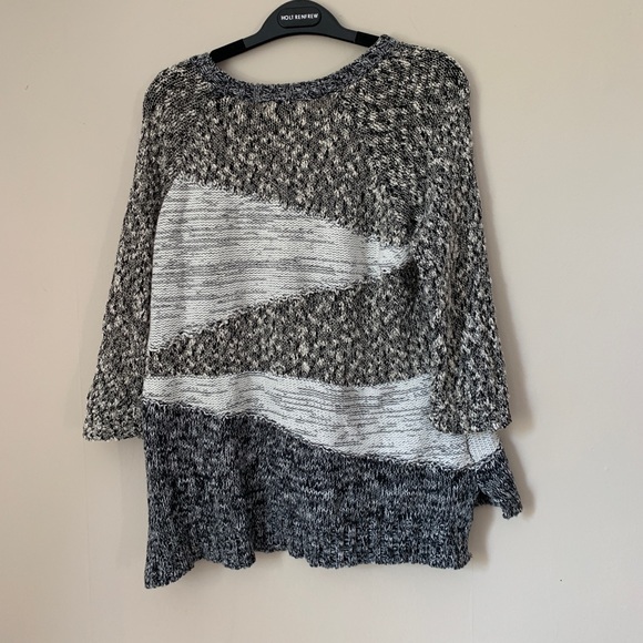 TOP SHOP GREY WOVEN SWEATER (size 6) - Picture 2 of 2
